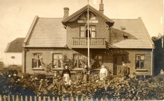 main image